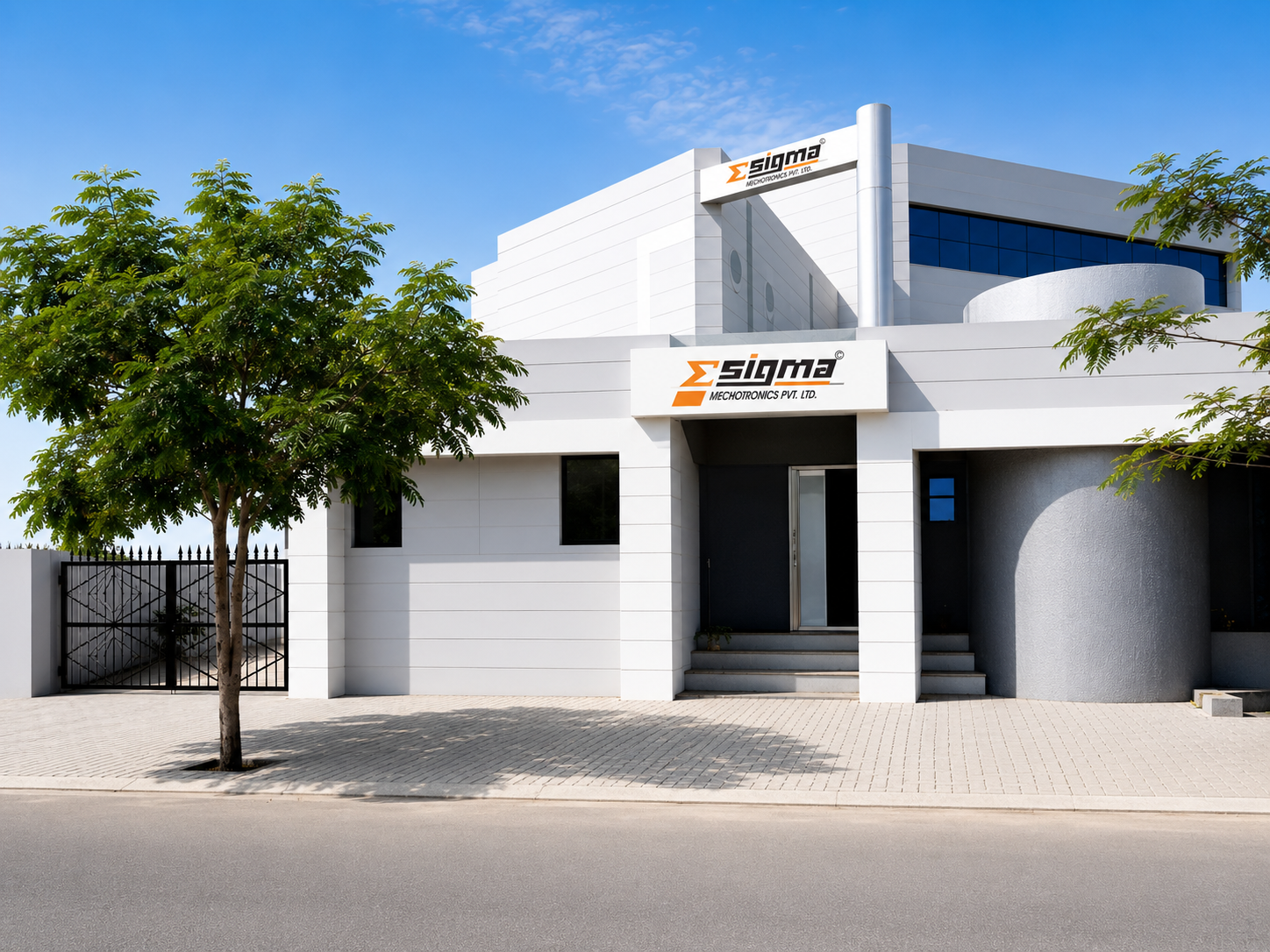 Fiber laser cutting machine cutting mild steel sheet at Sigma Laser India